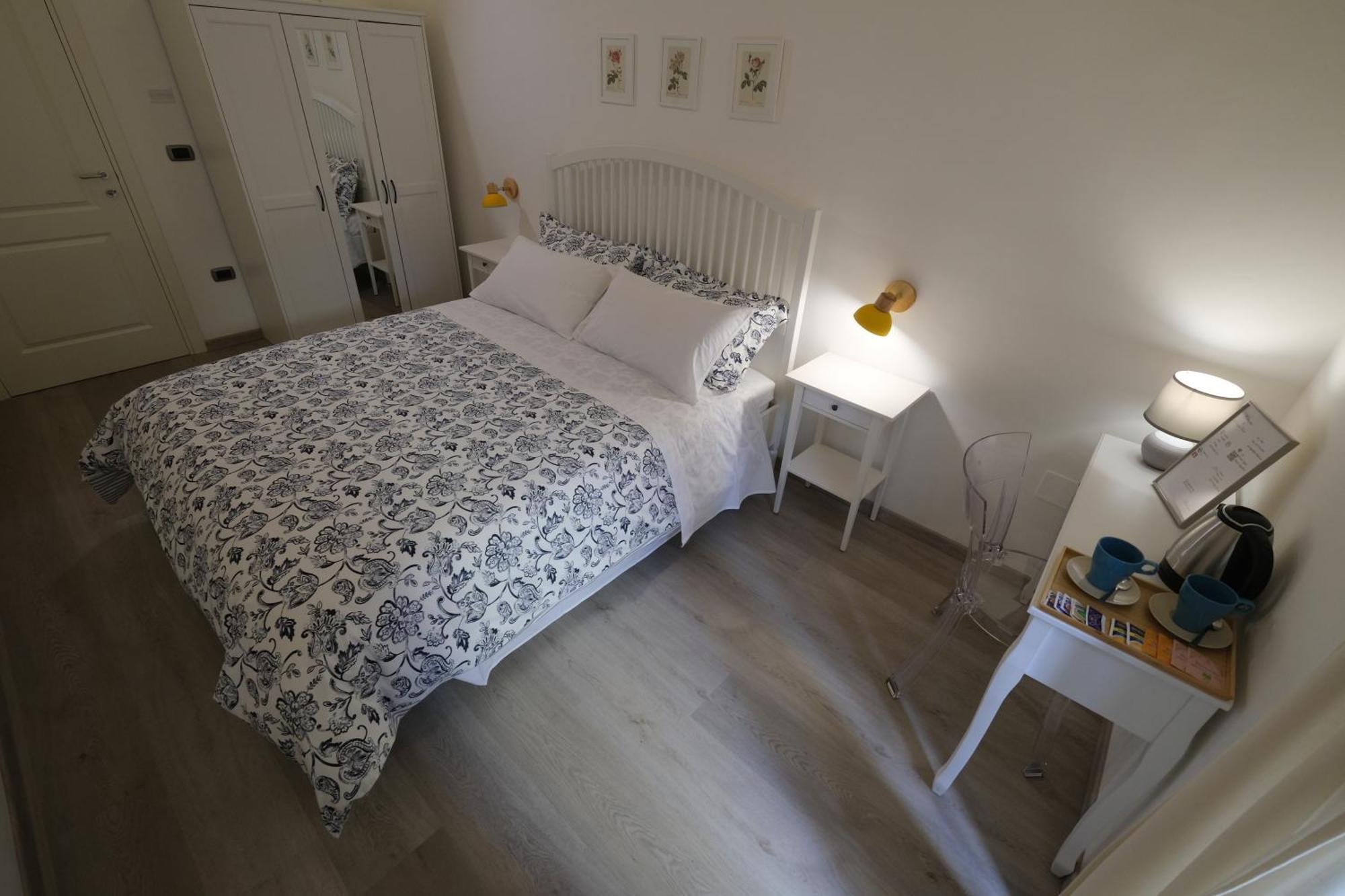 Hotel Il Poggiolo Fiorito Taranto Exteriér fotografie